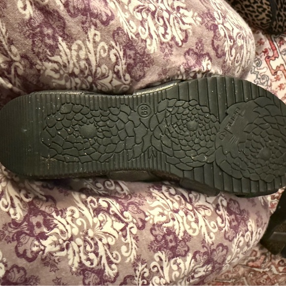 Dansko Elegant Black Slingback Sandals - Picture 3 of 4